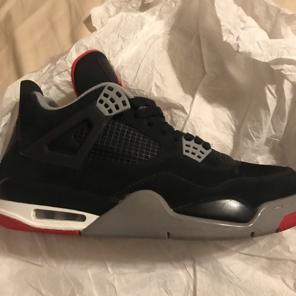 bred 4s 9.5